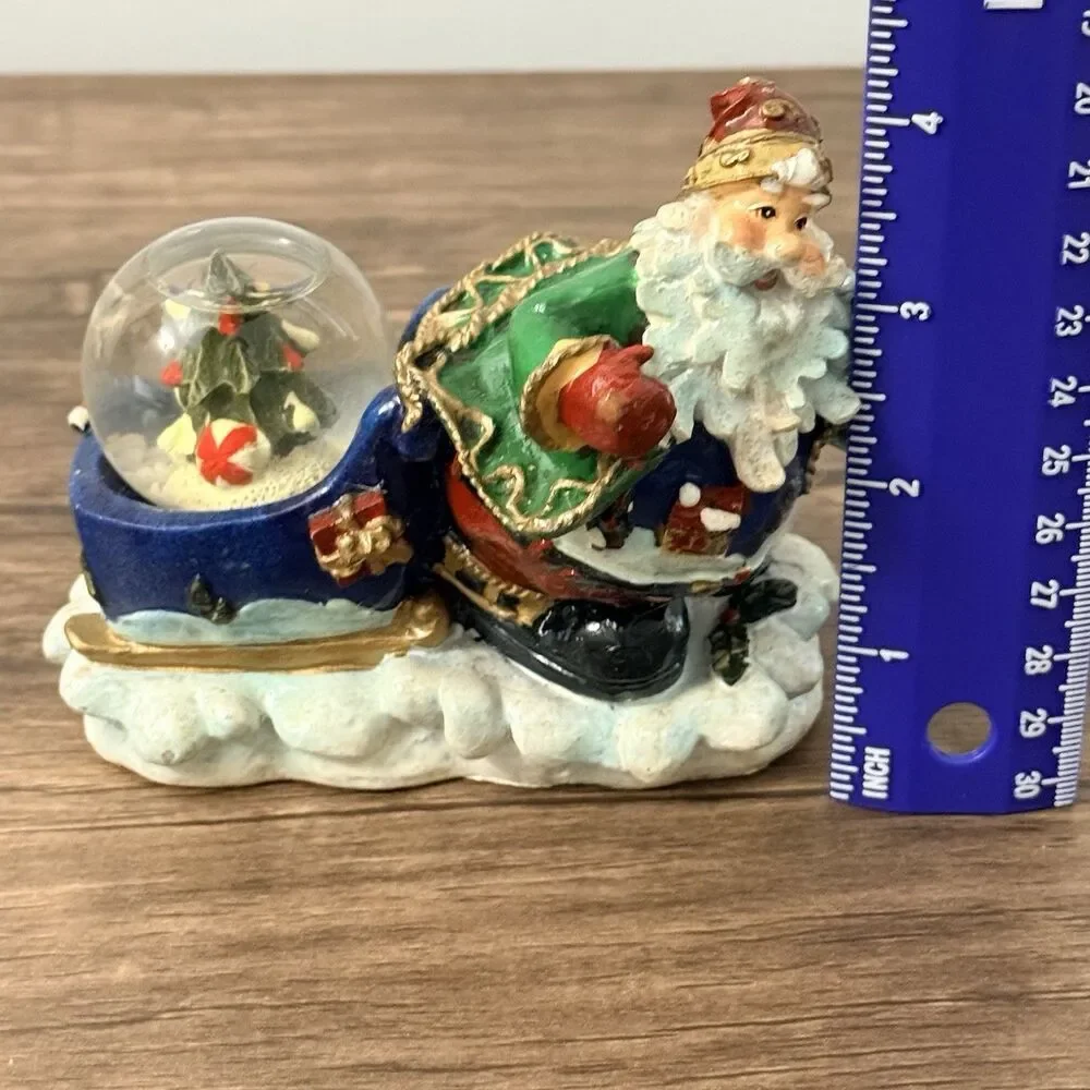 N/A vintage polystone